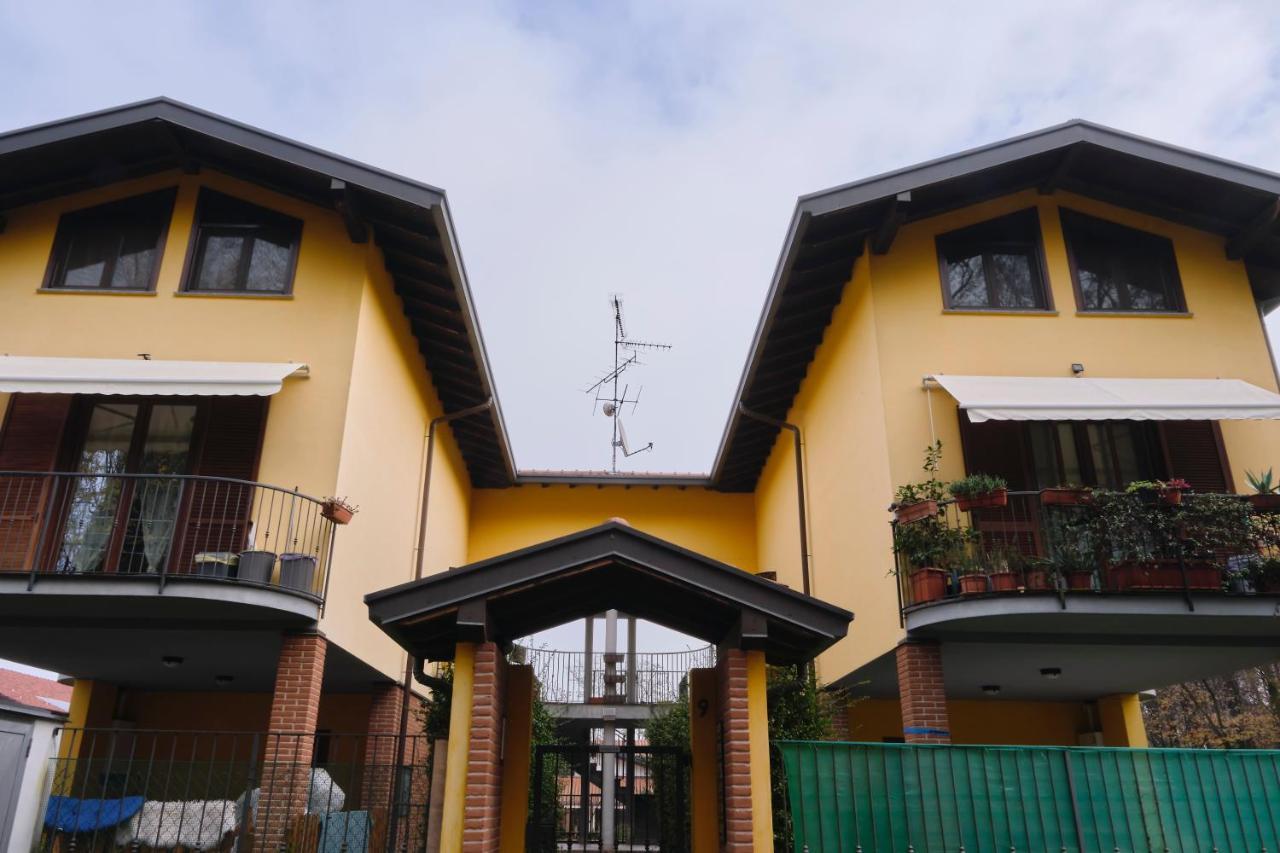 10' From Malpensa Casa Moderna, Netflix & Wi-Fi Casorate Sempione Exterior foto